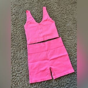 Colsie Vibrant Pink Ribbed Tank and shorts set XL